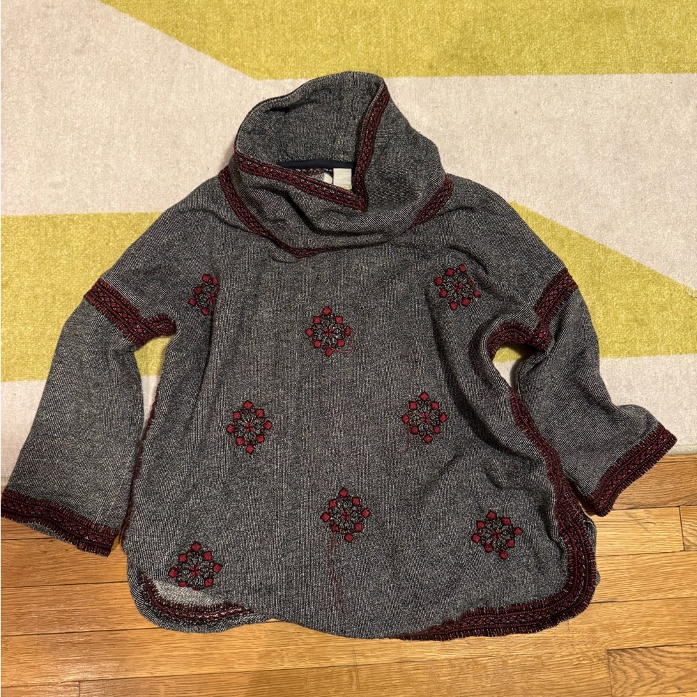 Lucky Brand festive pull over sweater